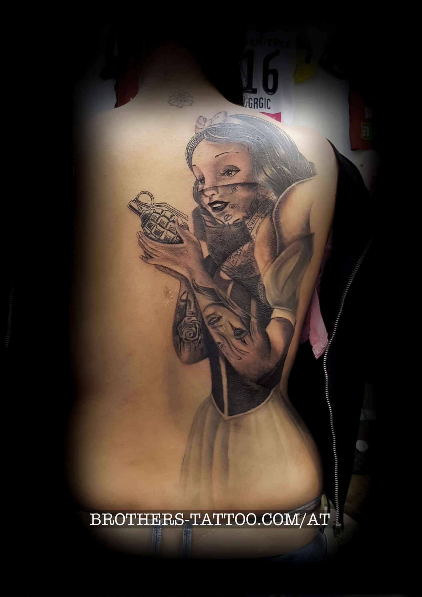 black-white-tattoo-0001 -2019-brotherstattoo-linz