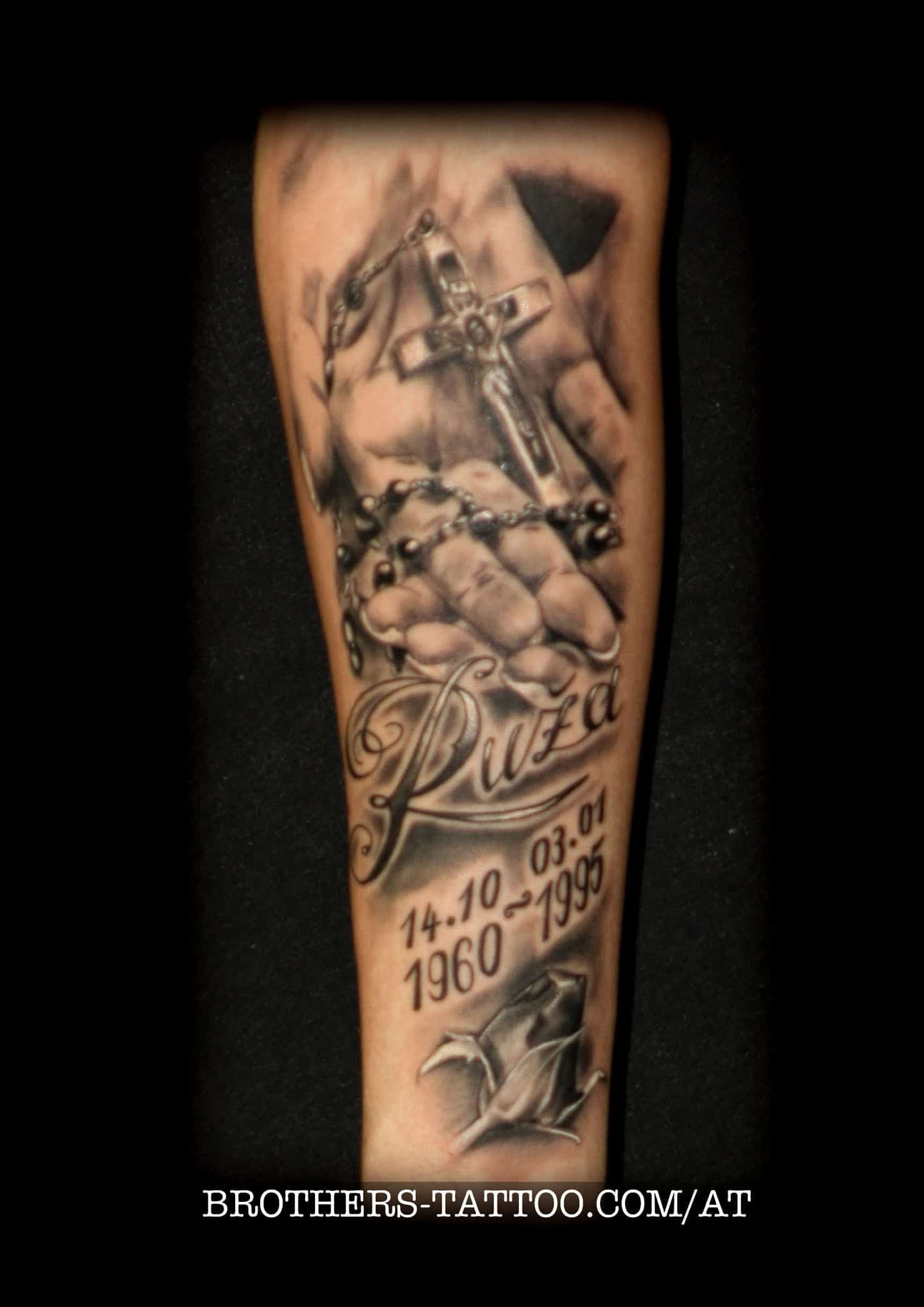 Praying hands - Tattoo